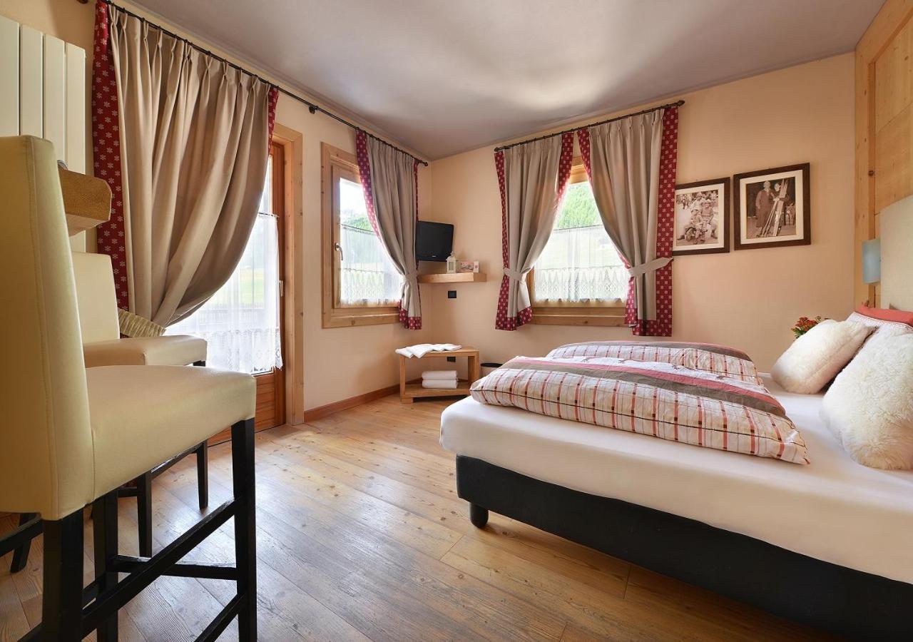 Hotel Astra Ливиньо Экстерьер фото
