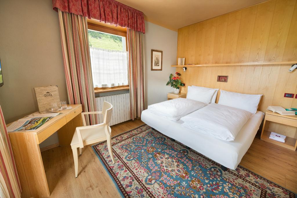 Hotel Astra Ливиньо Экстерьер фото